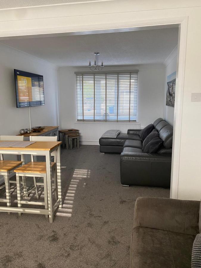Riverside Park Ground Floor Apartment - St Neots Esterno foto