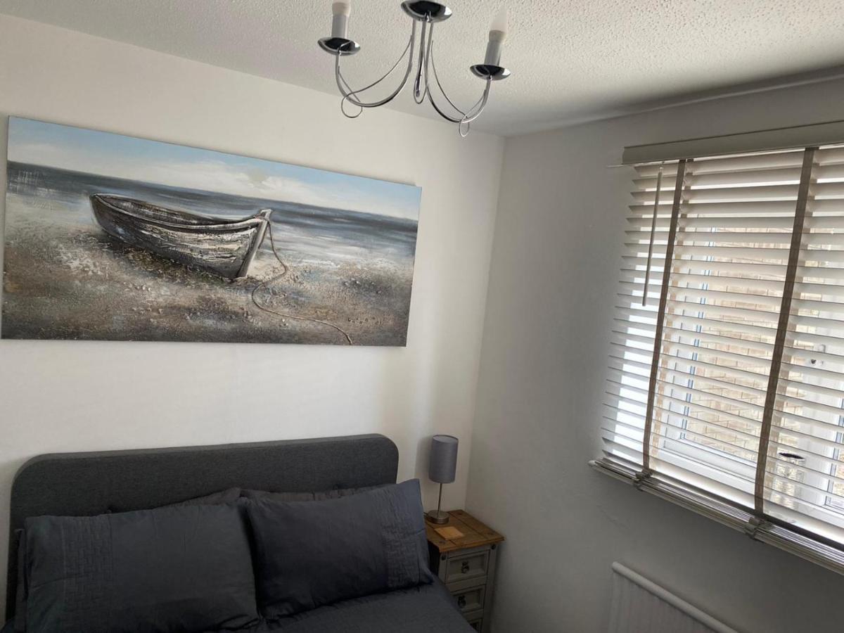 Riverside Park Ground Floor Apartment - St Neots Esterno foto