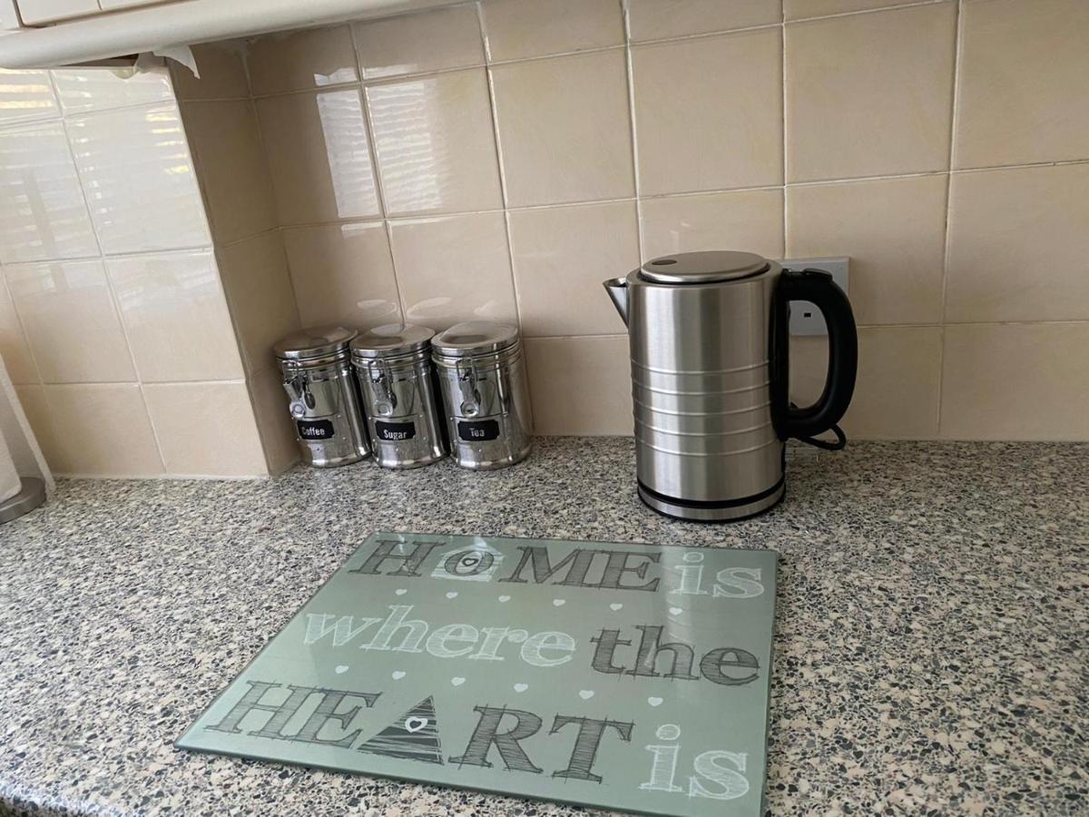 Riverside Park Ground Floor Apartment - St Neots Esterno foto